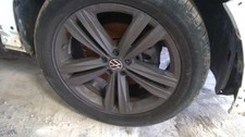 Used Wheel Fits 2020 Volkswagen Atlas Cross Sport 20x8 5 Spoke Double Spoke Str