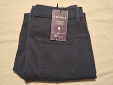 NWT Gloria Vanderbilt Amanda Blue Classic Rise Tappered Leg Jeans Size 8P Short