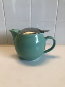 Bee House Ceramic Round Turquoise Teapot 16oz  Made In Japan