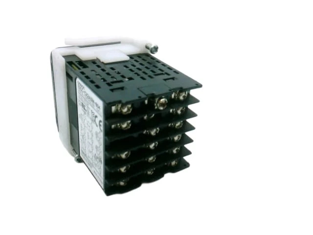OMRON E5CC-CX2ASM-804 / E5CCCX2ASM804 (NEW IN BOX)