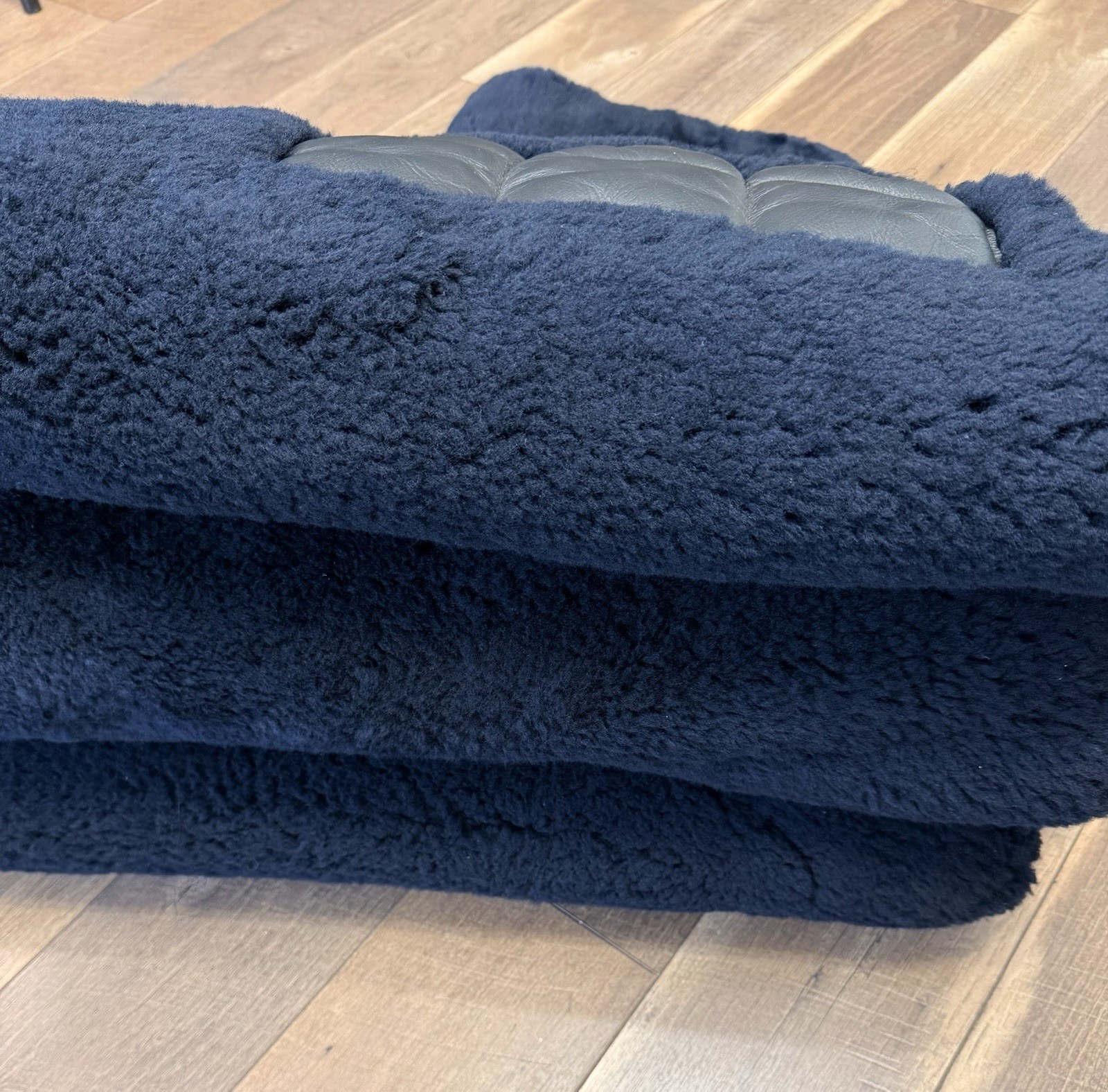 Genuine Rolls Royce Phantom Lambswool Floormats Sheepskin Rug 6988183/03 LWB