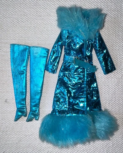 Vintage Mod BARBIE MAXI 'N MIDI #1799~Metallic Blue Fur Long Coat & Boots 1970
