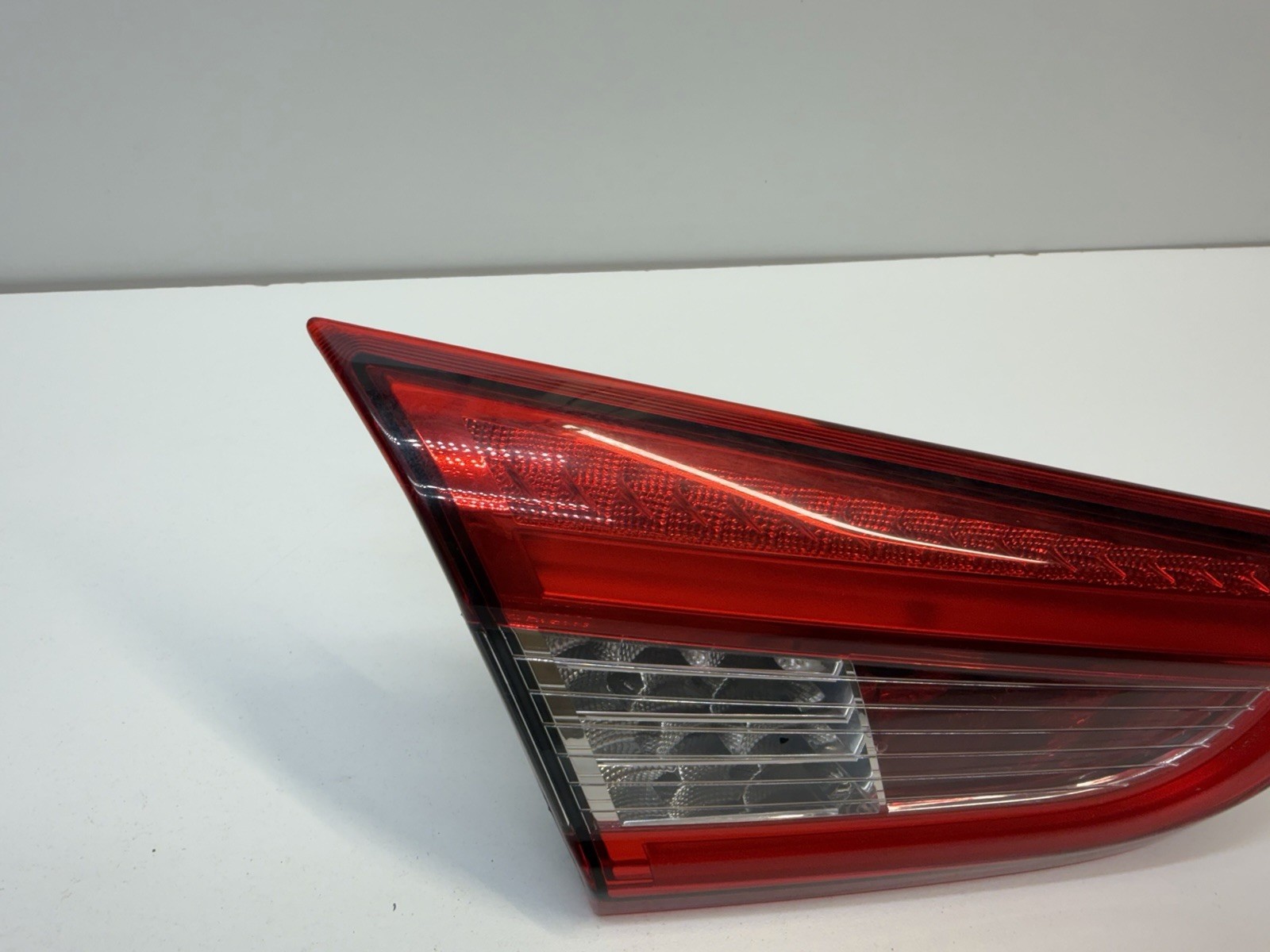 2014-2021 MASERATI GHIBLI M157 REAR LEFT INNER TRUNK LID TAIL LIGHT LAMP OEM