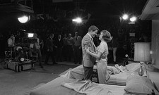 Photo:Mary Tyler Moore 1963 TV Studio Set Romantic Scene Actress