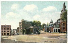 Old Postcard - Union Square Norwich CT