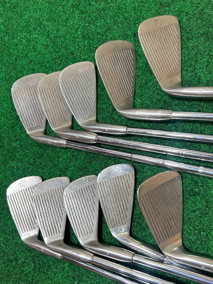 Juego de hierros Golfsmith TOUR MODEL 2-SW VINTAGE RARO ejes True Tempter diestro Foto 4 de 4