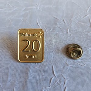 Walmart 20 Years Pin