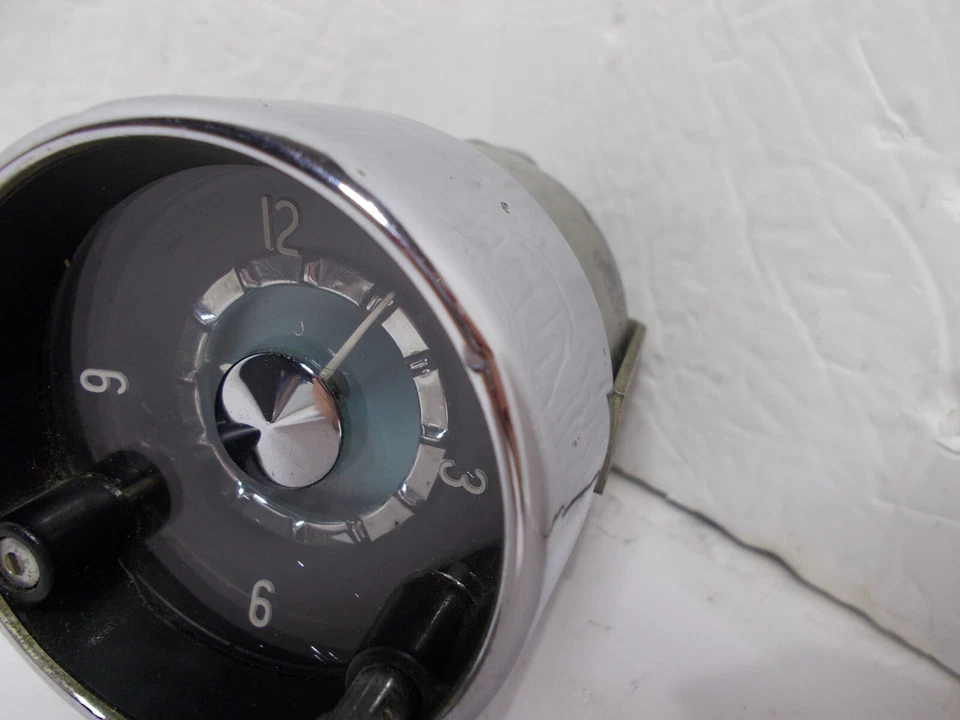 Hermoso reloj Smiths Volvo P1800 1961-1969 sin probar 62 63 64 65 66 67 68 69 Foto 3 de 4