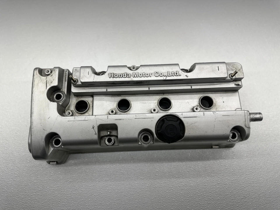 02-04 Cubierta de válvula de culata de motor OEM Acura RSX K20A3 Foto 2 de 4