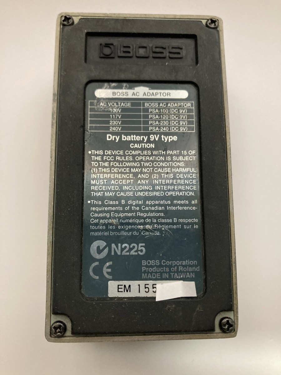 BOSS DD-5 Digital Delay Guitar Effects Pedal from JAPAN