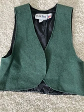 On The Verge Christmas Vest Size M