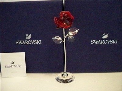 SWAROVSKI LARGE RED ROSE 5490756 FLOWER DREAMS | eBay