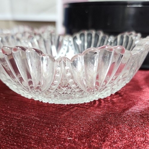 Elegant Clear etched cut Glass Bowls Set of 6 - Picture 5 of 5