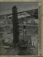 1964 Press Photo Cape Kennedy Fla Apollo-Saturn rocket launch countdown