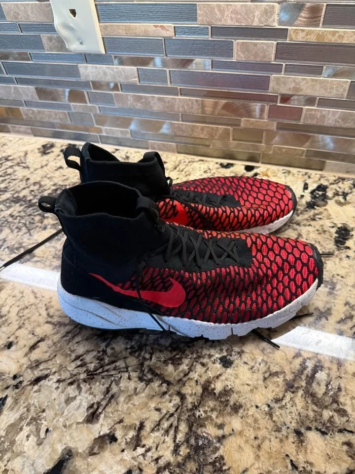 Size 13 - Nike Air Footscape Magista Flyknit Black Gym Red - Image 3 of 4