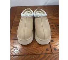 Sale UGG BootsWomen's Tazz Slipper Shoe Sz 8 Authentic Original Box 1122553 Sand