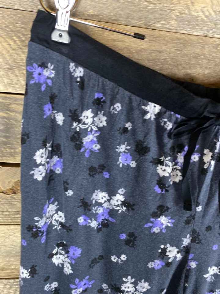 Simply Vera Vera Wang Women's Sz XL Sleep Lounge Pants Black With Purple Flowers - Image 2 of 4