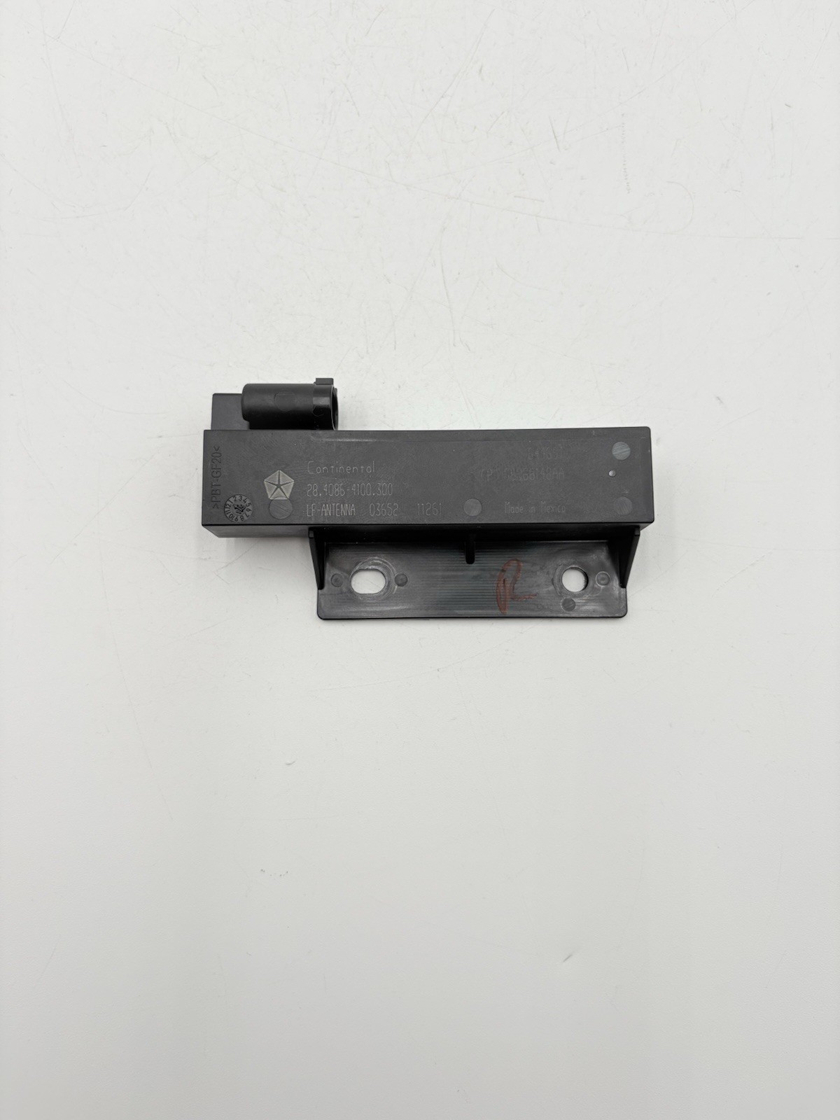⭐️2011-2018 Dodge Journey Rear Right Keyless Entry Antenna 68068148AA OEM