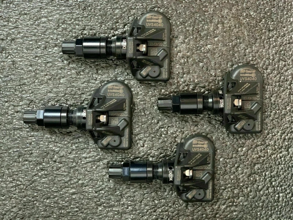 Sensores TPMS con vástagos de válvula negros casco para BMW Serie 4 2016-2017 428 435 Foto 3 de 4