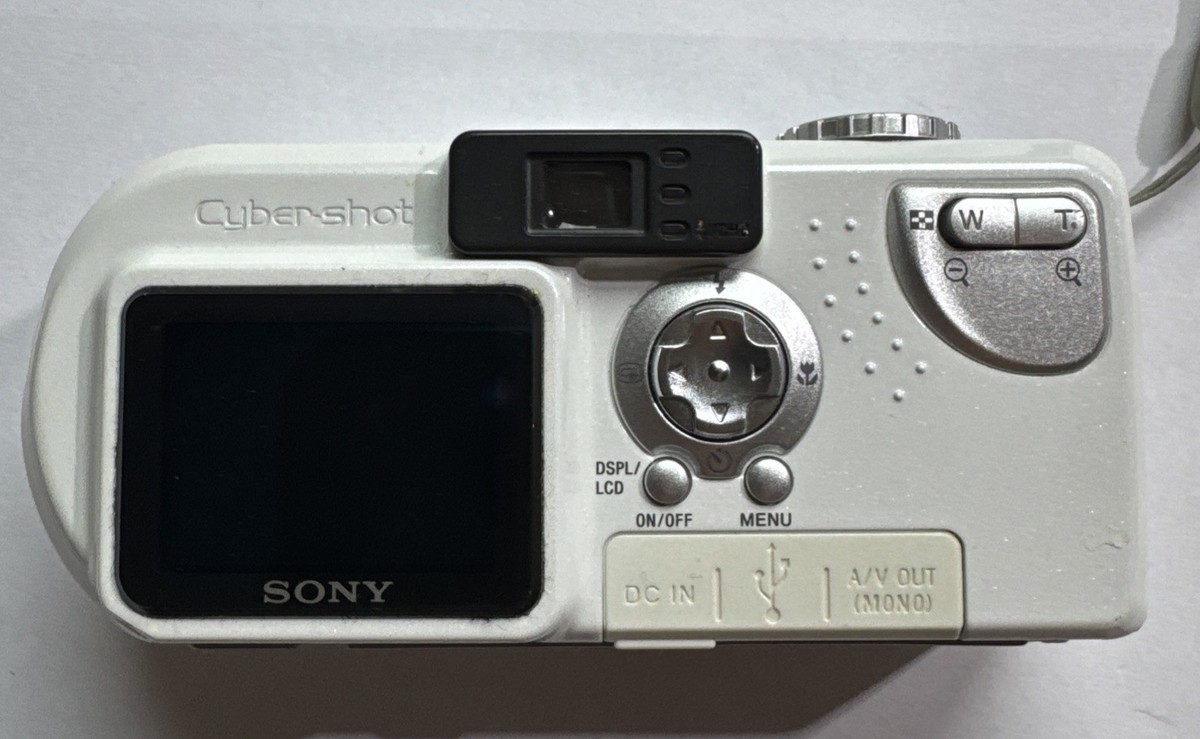Sony Cyber-shot DSC-P2 2.0MP Digital Camera - Silver for sale