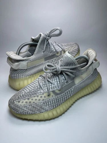 Adidas Yeezy Boost 350 V2 statiche antiriflesso taglia 9 EF2905