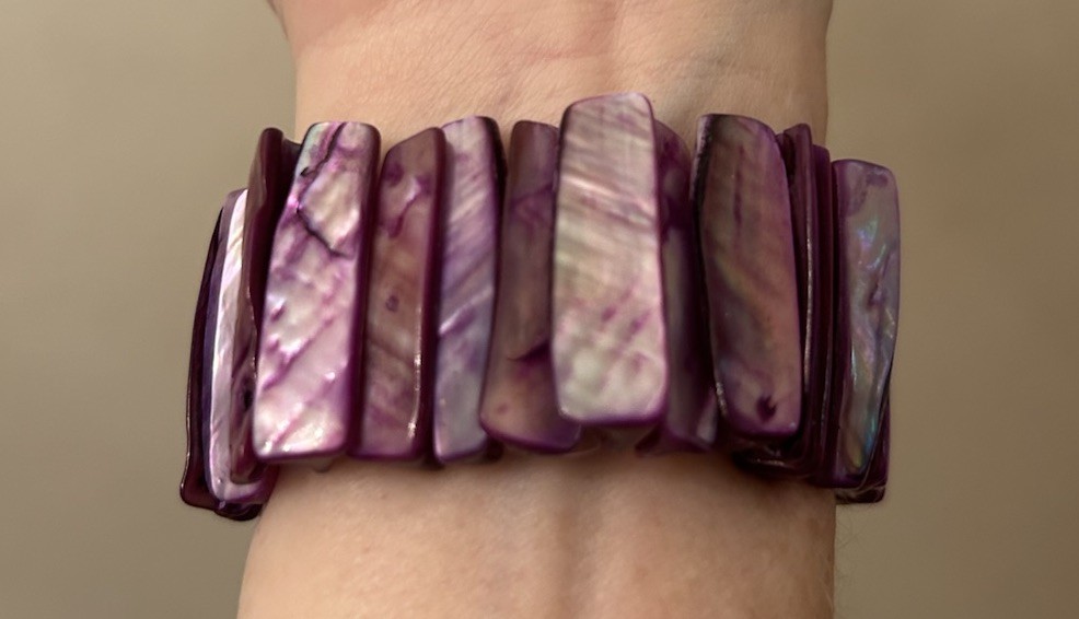 Gorgeous Purple Abalone Shell Stretch Bracelet - image 3