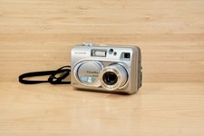 Fujifilm FinePix A205 Digital Camera Silver 2.0MP 3x Zoom Tested Works