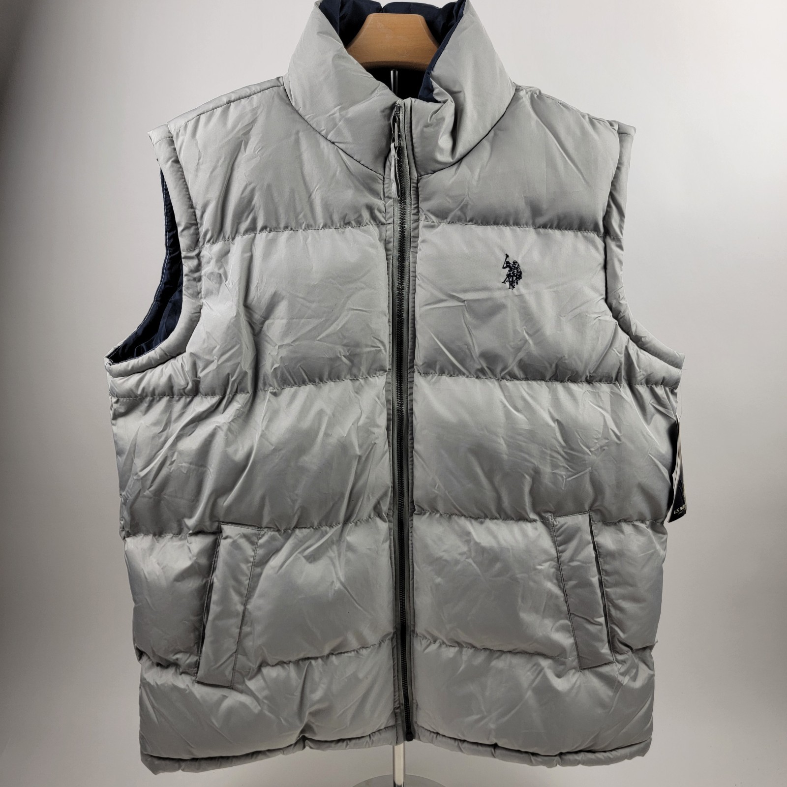 NEW U.S. Polo Assn Men's Silver/Navy Puffer Zip Vest  Size Large
