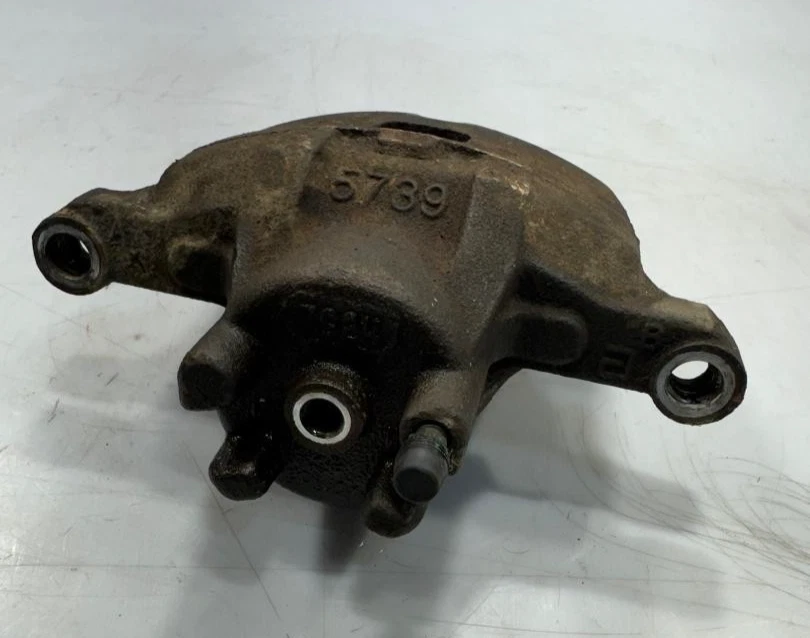 Pinza de freno delantera derecha Chrysler Sebring 2008 pieza usada original fabricante original Foto 2 de 4