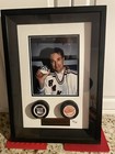 Gretzky-Howe Autographed Pucks Upper Deck Shadow Box JSA Cert — photo 2