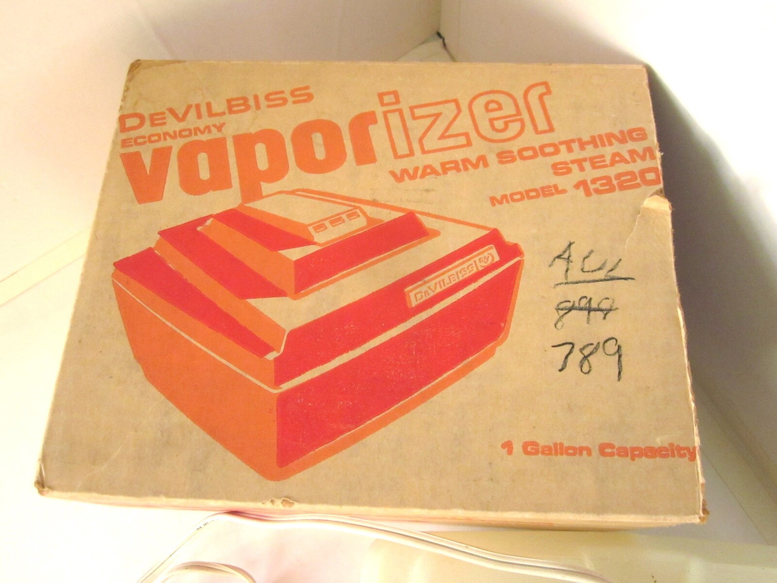 Vintage DeVilbiss Model 1320 Warm Steam Vaporizer Humidifier w/box 1 Gallon eBay
