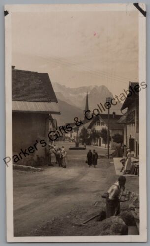 Garmisch-Partenkirchen Bavaria Germany Vintage Photo Social History 1934 - Picture 1 of 2