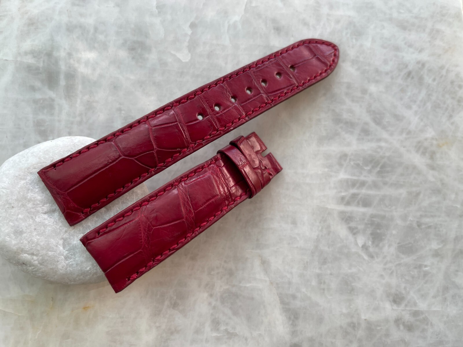 Burgundy Alligator Print Leather Watch Strap 18mm 20mm