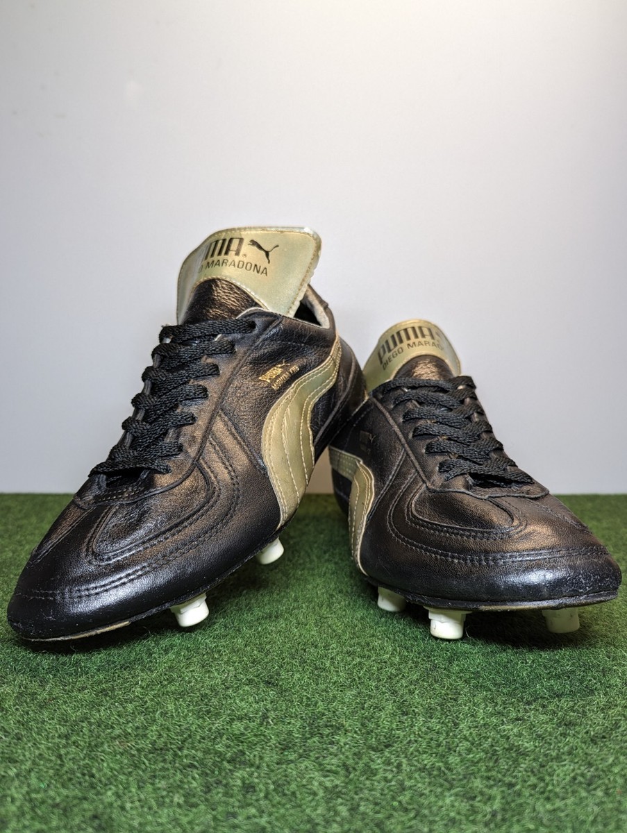 Chaussures de football à crampons Puma Maradona King taille 8US