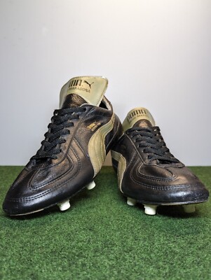 Chaussures de football à crampons Puma Maradona King taille 8US