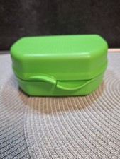 Tupperware Snacky Brotdose Brotzeitbox Brotbox Unterwegs Schule, grün