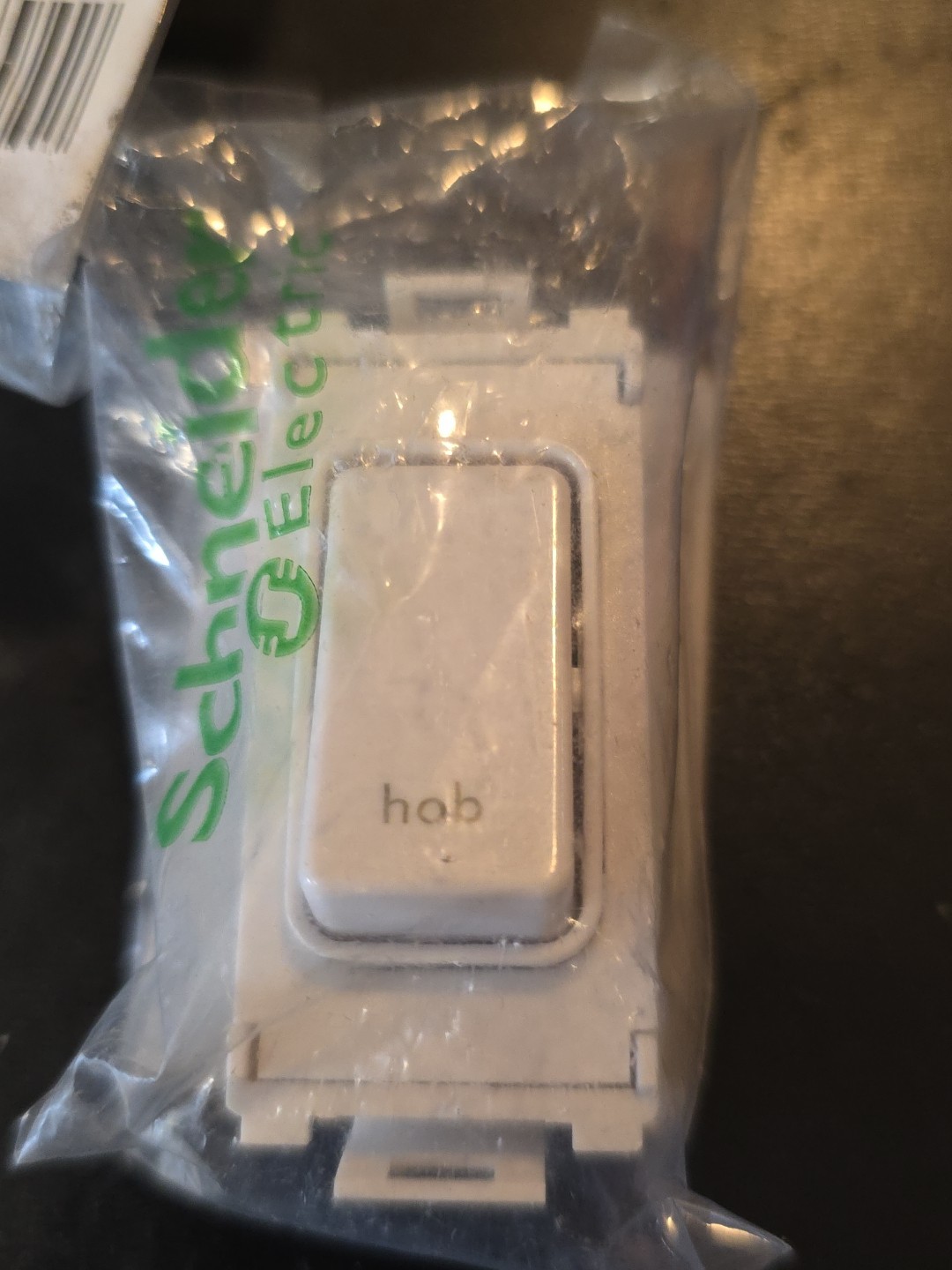 Schneider Ultimate Hob Grid Switch GUG20DPHOW