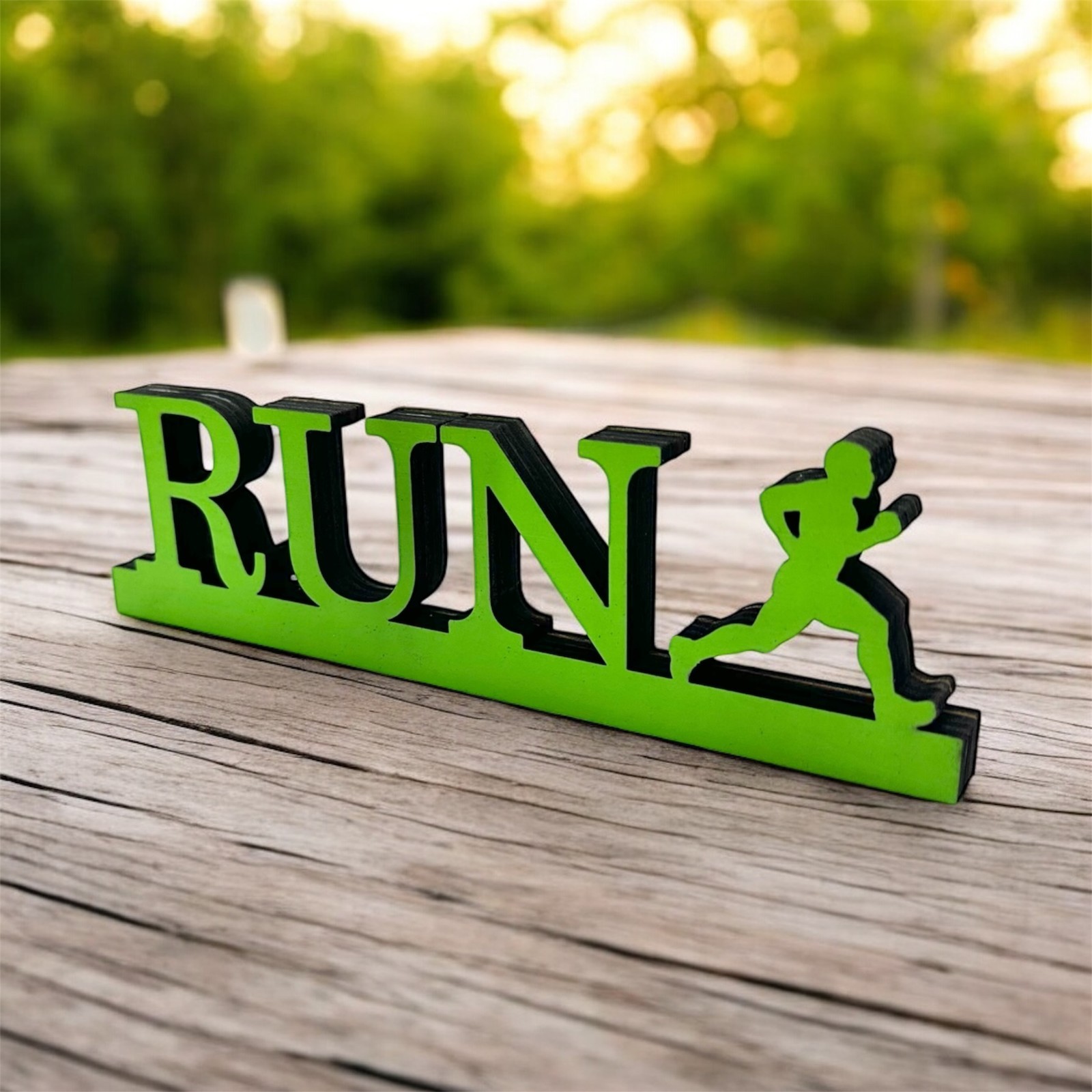 Motivational RUN Wall Plaque - Green Running Sign for Home Gym & Fitness Decor