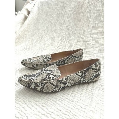 Esprit Pointy Toe Snake Print Flats Size 9 Man Made