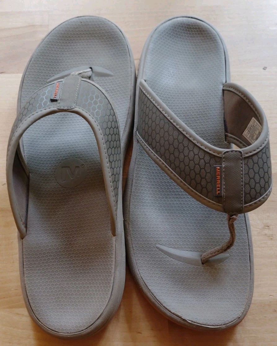 Merrell Breakwater Flip Men\'s Sandals - Size 12 US (Excellent Condition) BreakwaterStrapBlkMen_1200x960  main image 3
