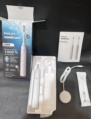 Philips Sonicare DiamondClean Toothbrush - White (Used) Clean Body Still Works