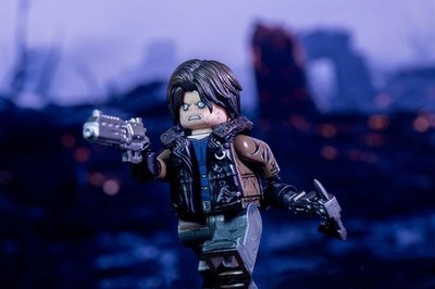 Custom Molded Figurine Accessory - Resident Evil Leon