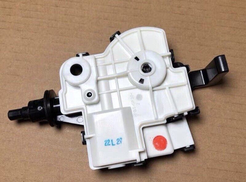 77030-0E070 77030 - 42020 Fuel Door Lock Actuator for Highlander