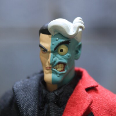 1/12 Custom DC Harvey Dent Two Face Batman Animated Series Head Sculpt