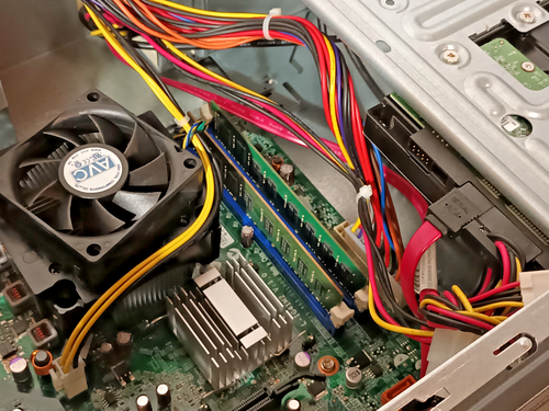 Tour PC Lenovo ThinkCentre A70-7099 - DualCore 3GHz 4Go DDR3 320Go Windows 7 Pro - Photo 8/8
