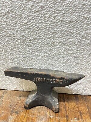 Miniature Anvil By Record (DR) Miniature Anvil By Record (DR)