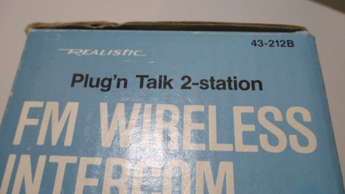 Vintage Realistic Plug'n Talk 2-Station FM Wireless Intercom (READ DESCRIPTION) - Picture 7 of 12