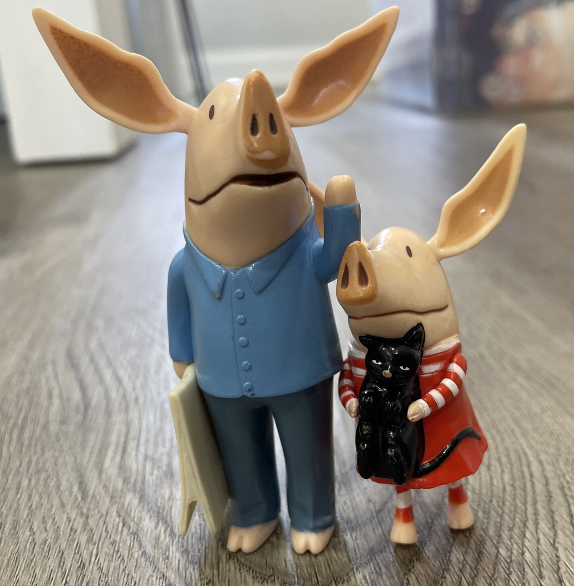 Spin Master Olivia The Pig Family - Olivia & Dad Figures Toy PVC