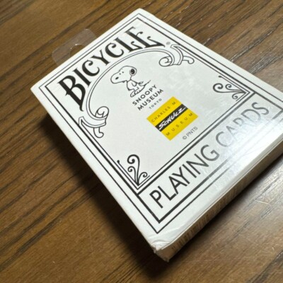 Snoopy Playing cardsTrump Museum limited BICYCLE PLAYING