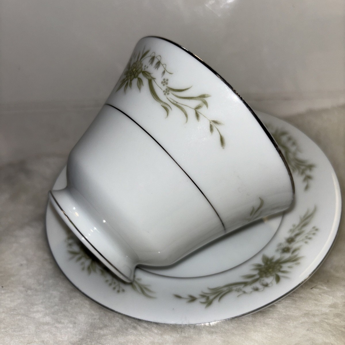 Vintage “Ceramic Guild” Set Tea Cup N Saucer Fine China Vintage “Ceramic Guild” Set Tea Cup N Saucer Fine China